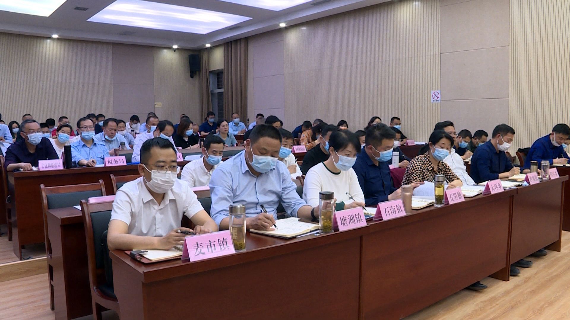 疫情防控常态化通城将措施落实落细落地